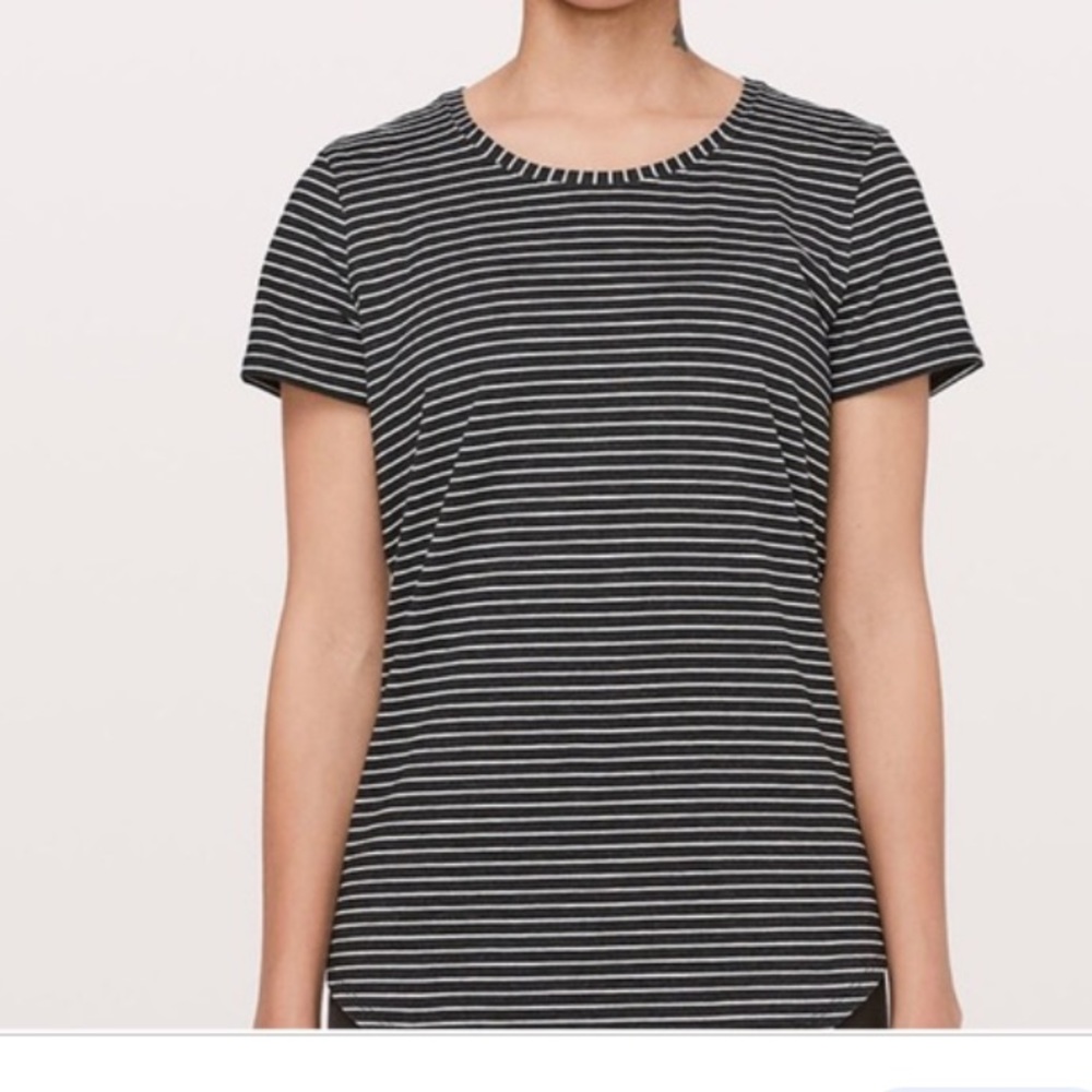 Lululemon love crew stripe EUC SZ 4